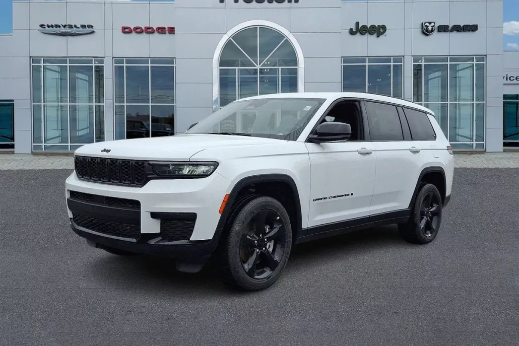 2025 Jeep Grand Cherokee Altitude X photo 1
