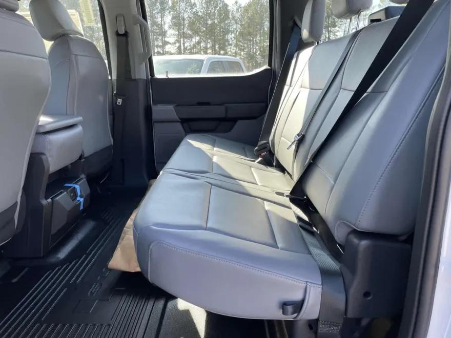 2024 Ford F-550 XL photo 1
