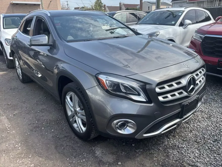 2019 Mercedes Benz GLA 250 4MATIC photo 1