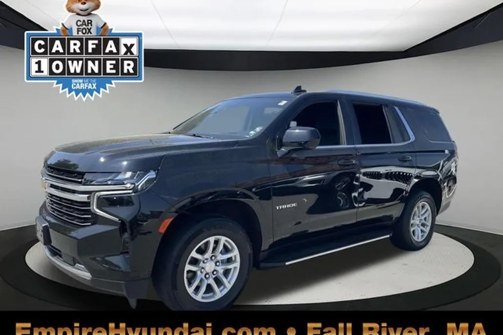 2023 Chevrolet Tahoe LT photo 1