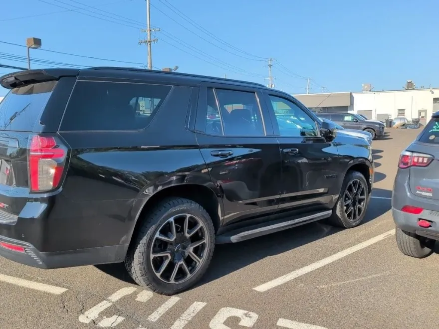 2021 Chevrolet Tahoe RST photo 1
