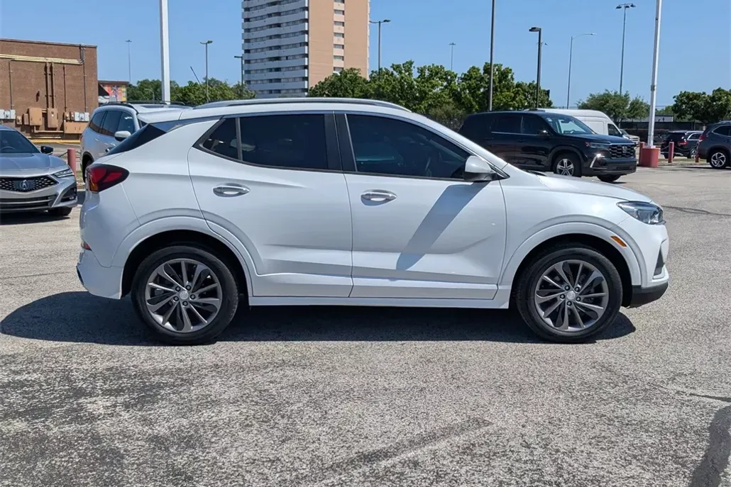 2021 Buick Encore GX Select Sport photo 1