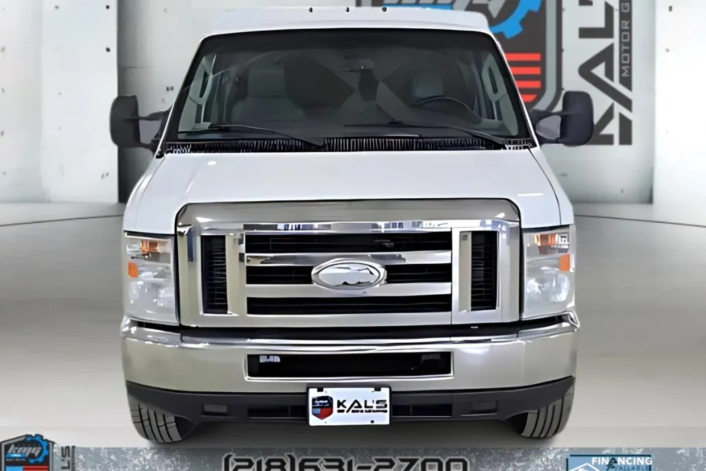 2014 Ford E-350 photo 1