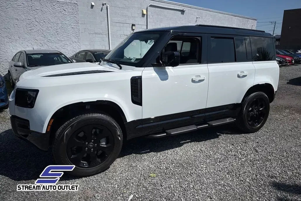 2024 Land Rover Defender 110 X-Dynamic SE photo 1