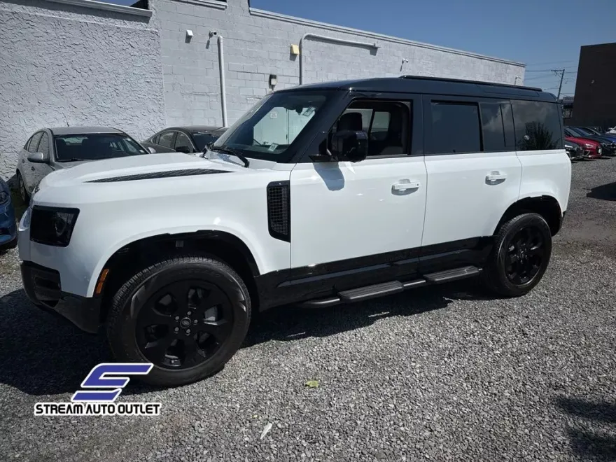 2024 Land Rover Defender 110 X-Dynamic SE photo 1