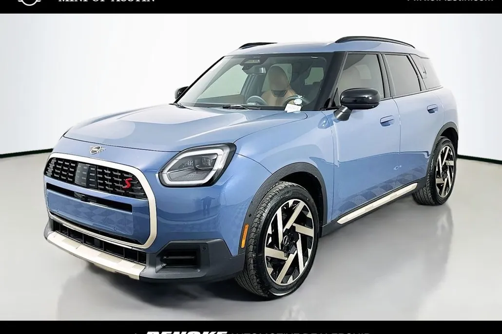 2025 Mini Countryman S ALL4 Iconic photo 1