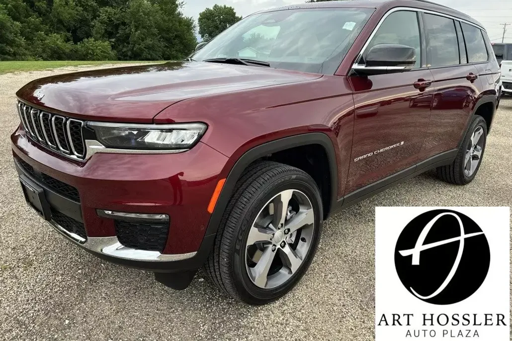 2025 Jeep Grand Cherokee Limited photo 1