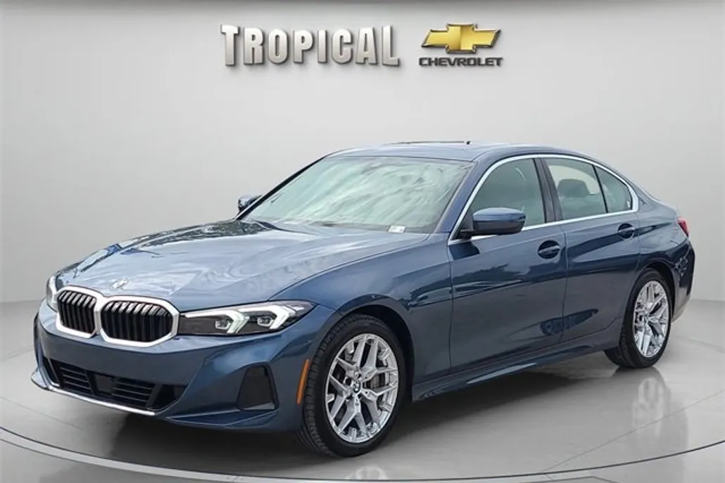 2025 Bmw 330i photo 1