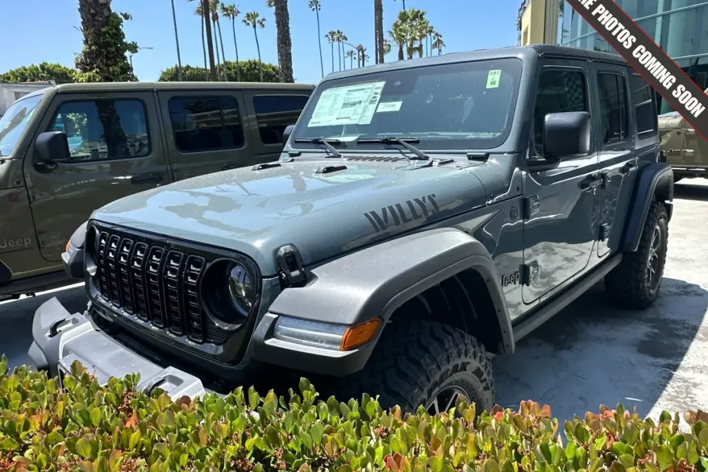 2025 Jeep Wrangler Willys photo 1