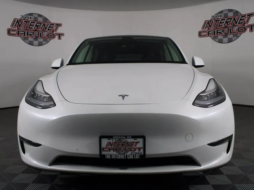 2020 Tesla Model Y Long Range photo 2