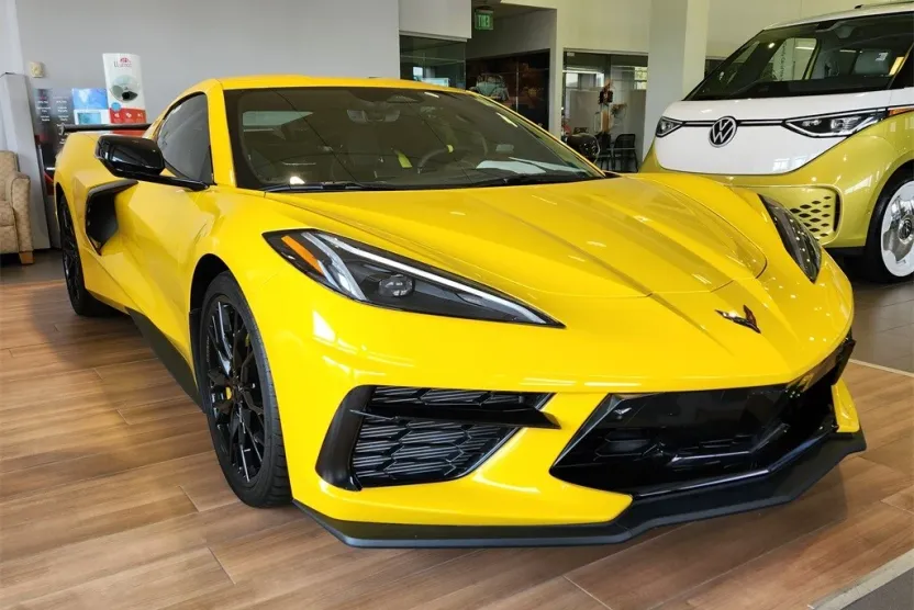 2025 Chevrolet Corvette Stingray 3LT photo 1