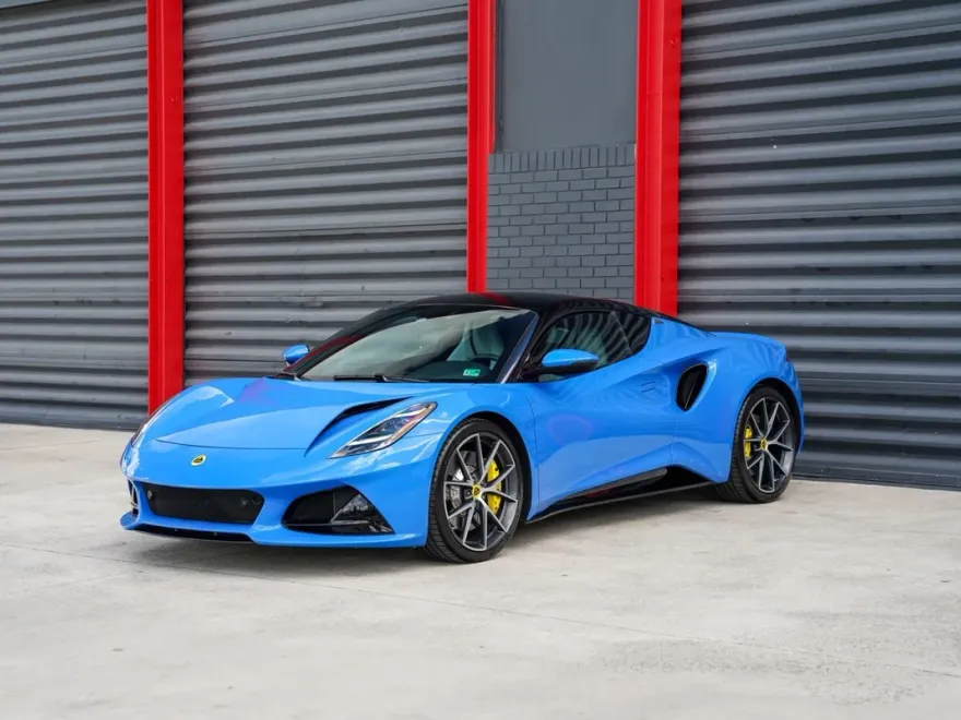 2024 Lotus Emira First Edition photo 1