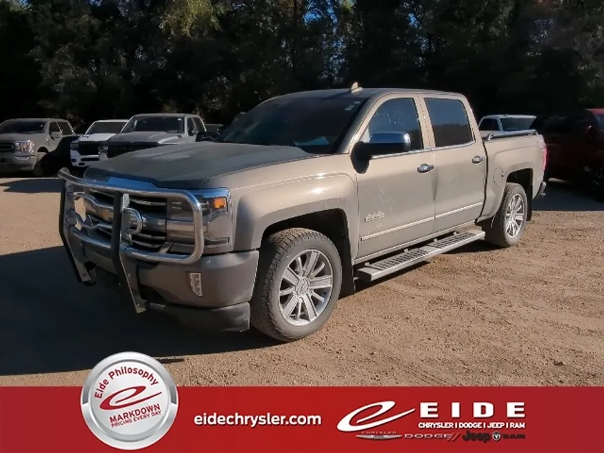 2017 Chevrolet Silverado 1500 High Country photo 1