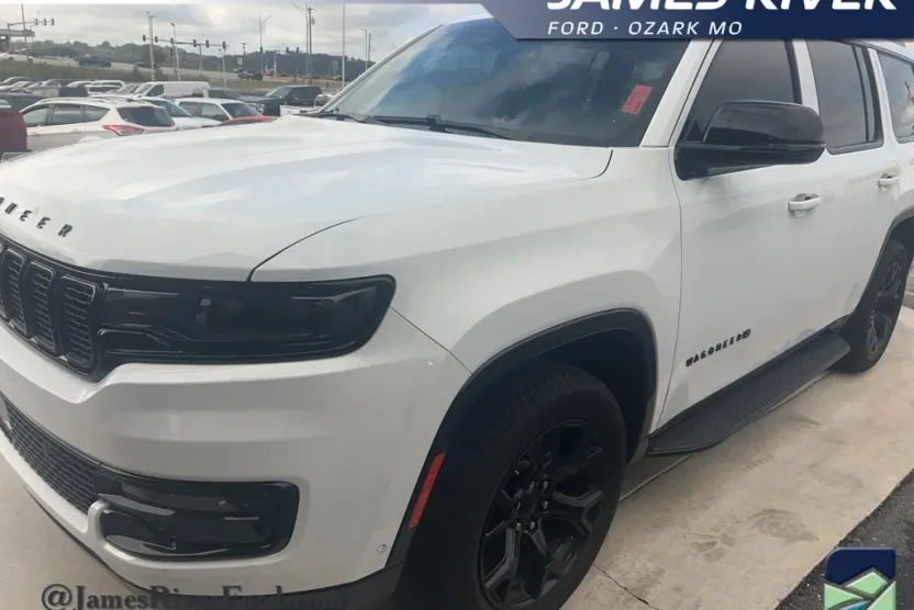 2023 Jeep Wagoneer Series II photo 1