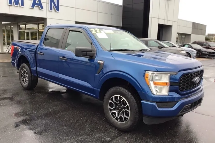 2022 Ford F-150 XL photo 1