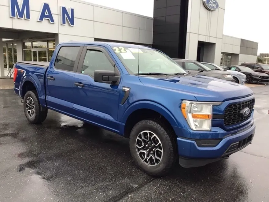 2022 Ford F-150 XL photo 1