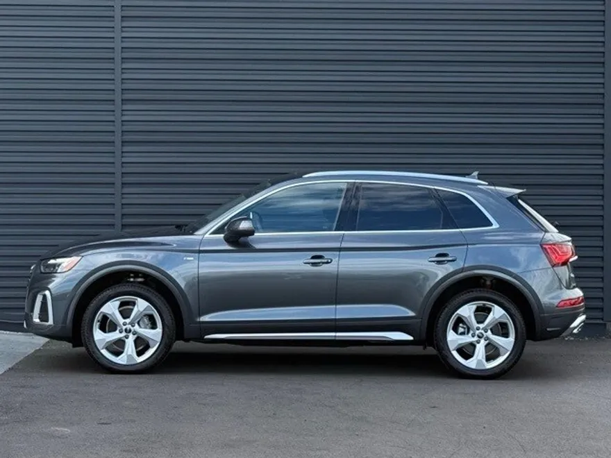 2025 Audi Q5 45 S line Premium photo 1