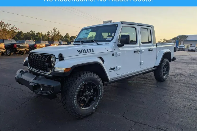 2025 Jeep Gladiator Willys photo 1