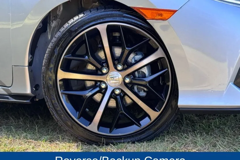 2021 Honda Civic Hatchback Sport photo 1