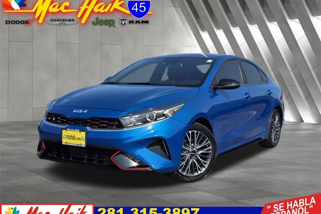 2024 Kia Forte GT-Line photo 1