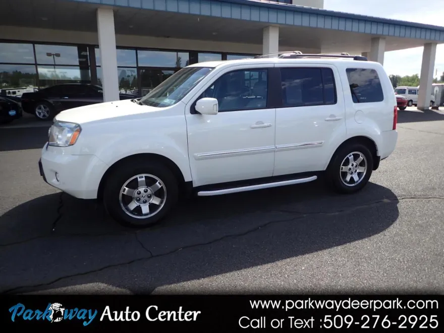 2011 Honda Pilot Touring photo 1