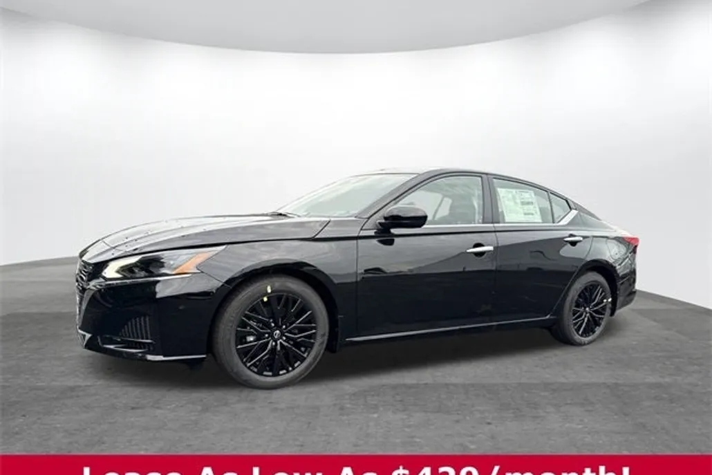 2025 Nissan Altima 2.5 SV photo 1