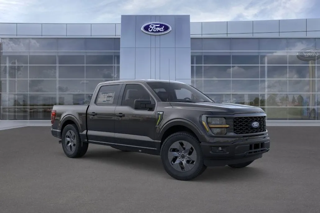 2025 Ford F-150 STX photo 1