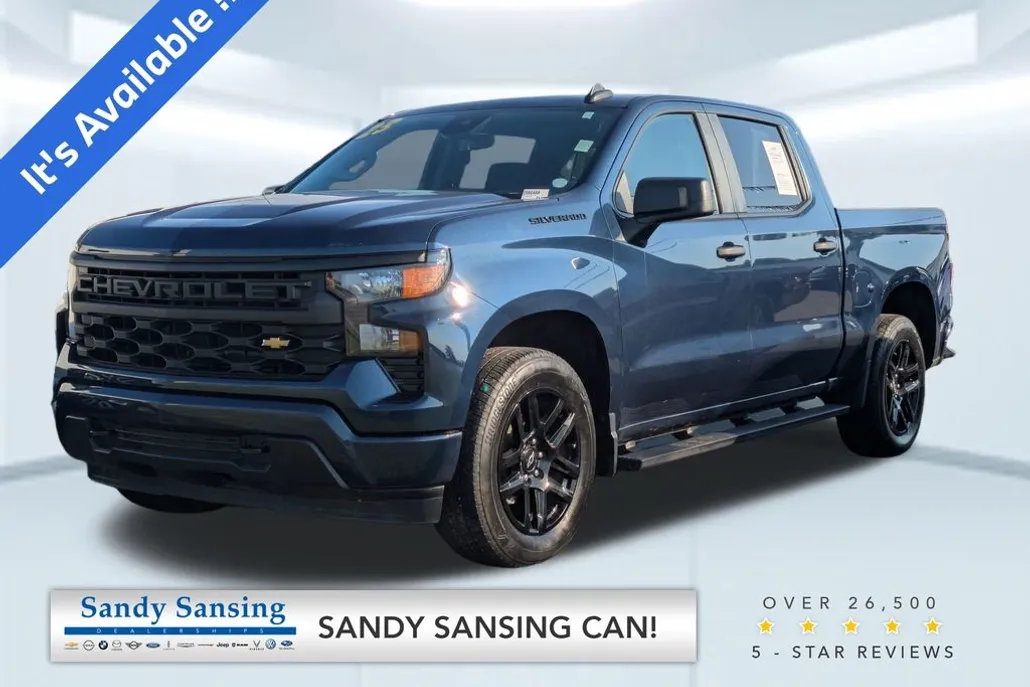 2023 Chevrolet Silverado 1500 Custom photo 1