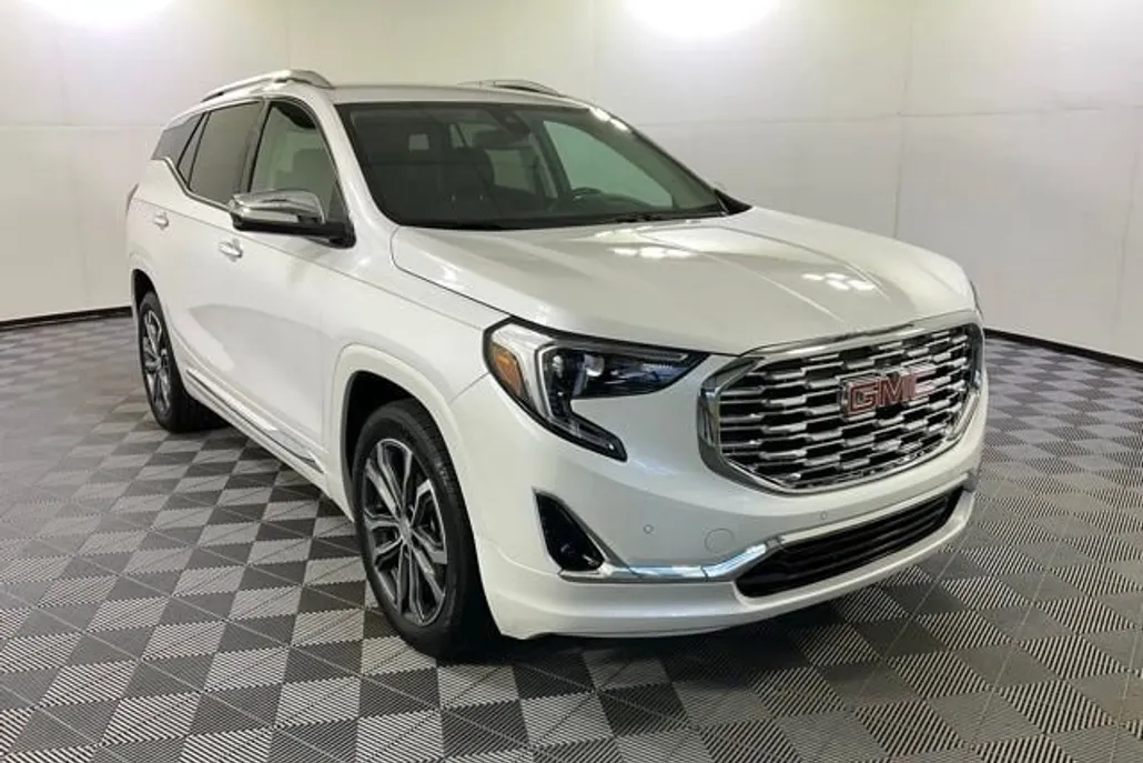 2020 Gmc Terrain Denali photo 1