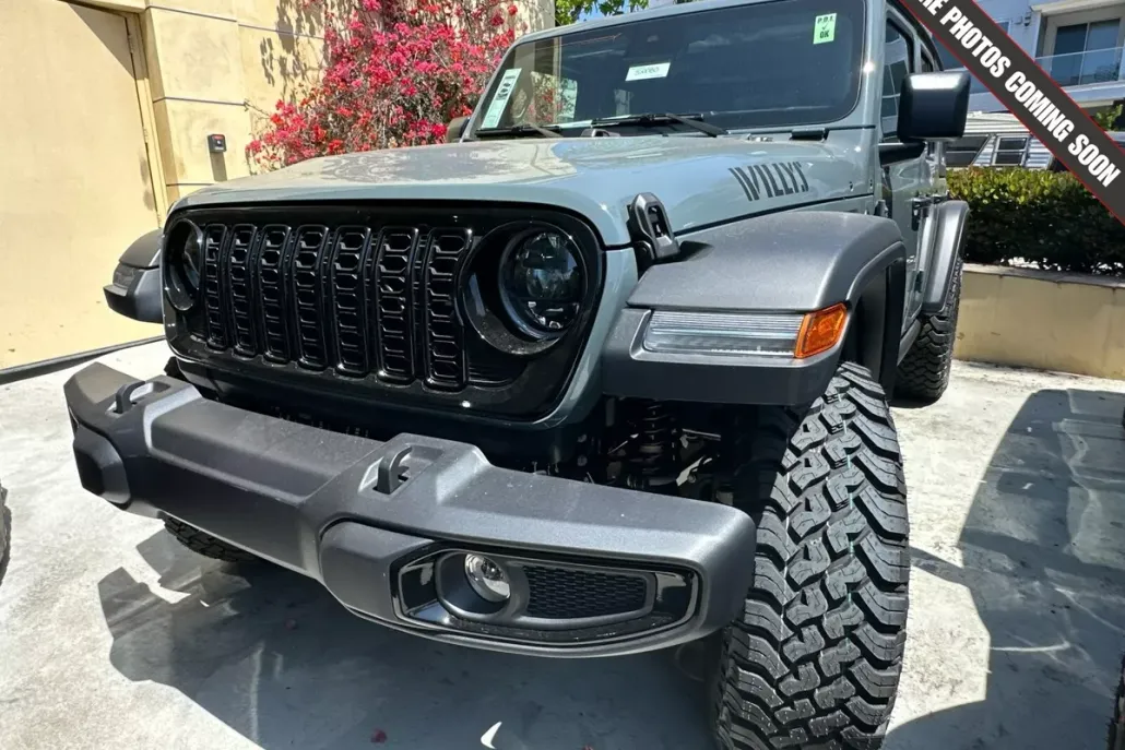 2025 Jeep Wrangler Willys photo 1