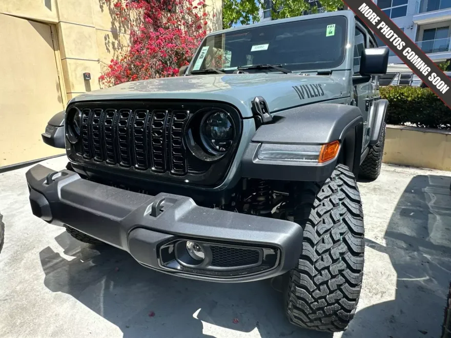 2025 Jeep Wrangler Willys photo 1