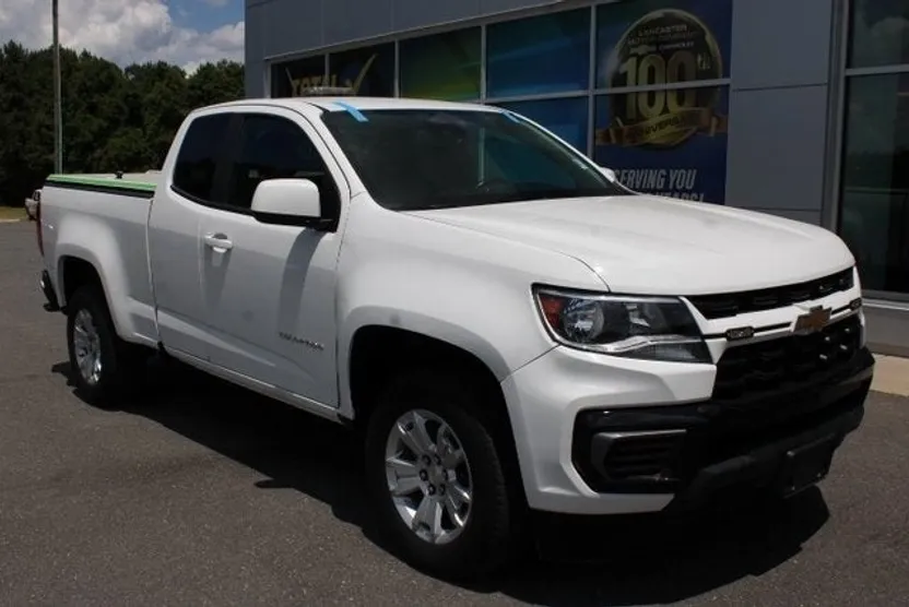 2022 Chevrolet Colorado LT photo 1