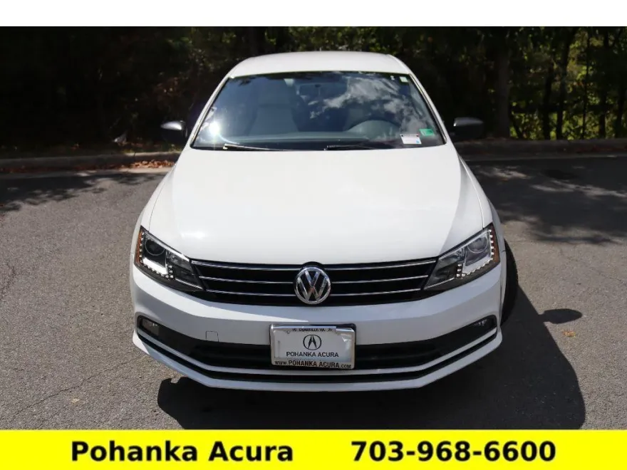 2015 Volkswagen Jetta 1.8T Sport photo 1