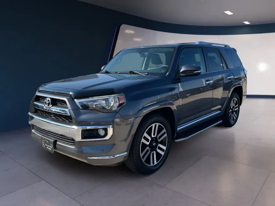 2016 Toyota 4Runner Limited photo 1