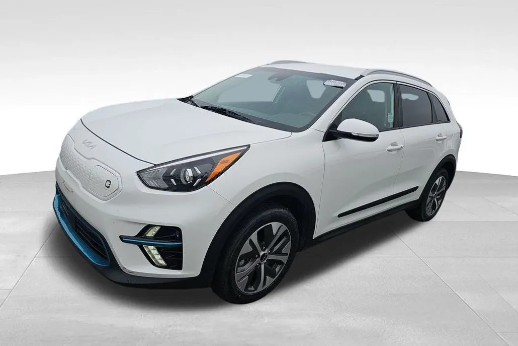 2022 Kia Niro EV EX photo 1
