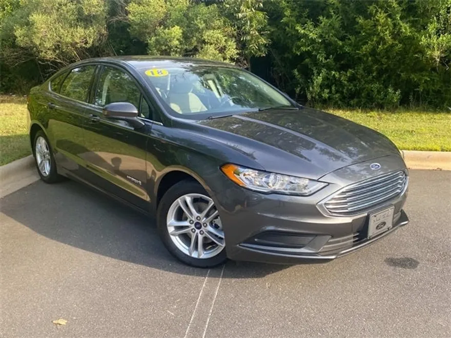 2018 Ford Fusion Hybrid S photo 1