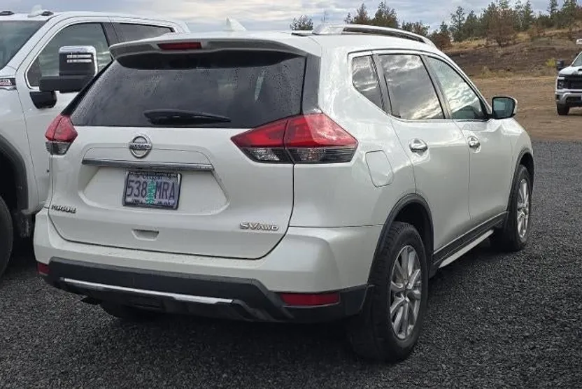 2019 Nissan Rogue S photo 1