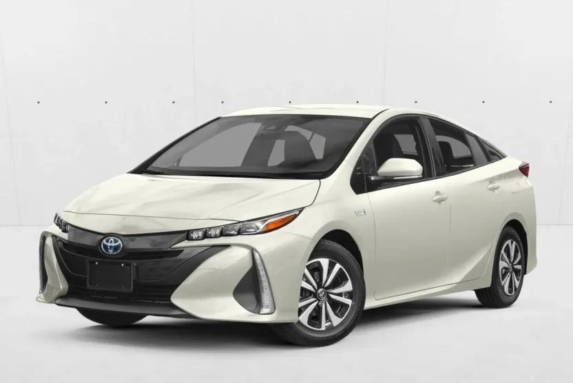 2017 Toyota Prius Prime Advanced photo 1