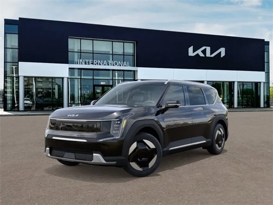 2026 Kia EV9 Wind AWD photo 1
