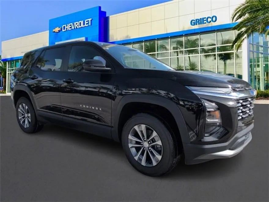 2026 Chevrolet Equinox LT photo 1
