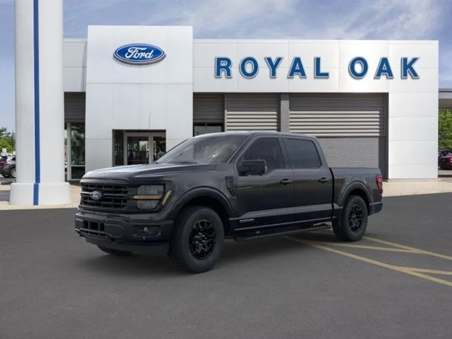 2025 Ford F-150 XLT photo 1