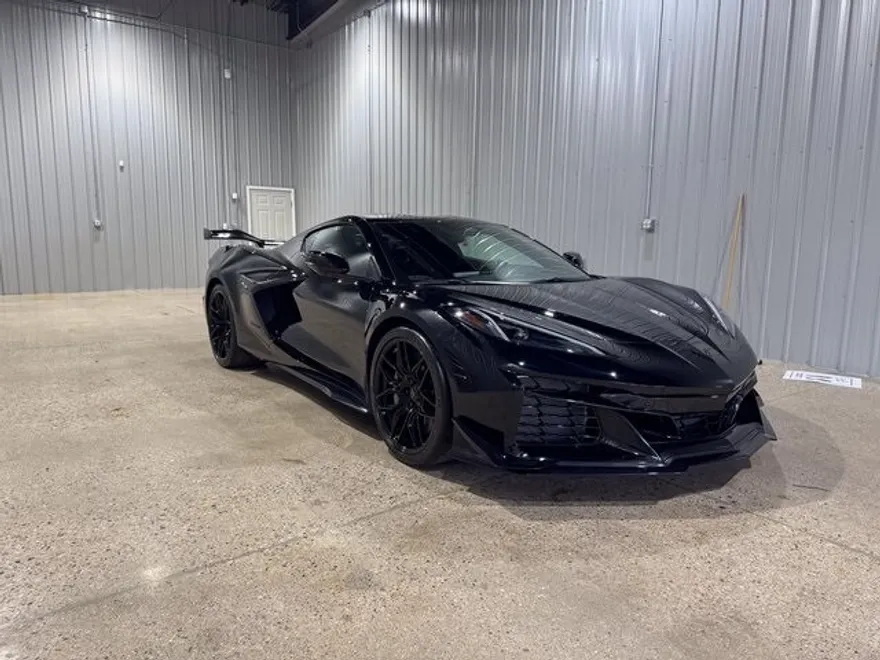 2024 Chevrolet Corvette Z06 3LZ photo 1
