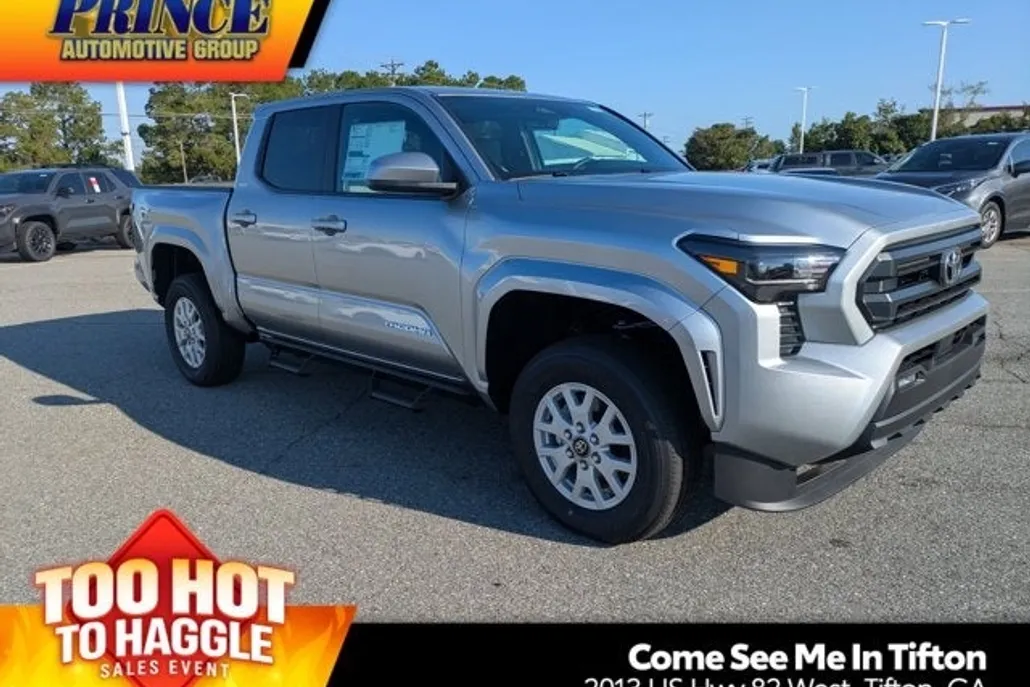 2025 Toyota Tacoma 4x4 SR5 photo 1