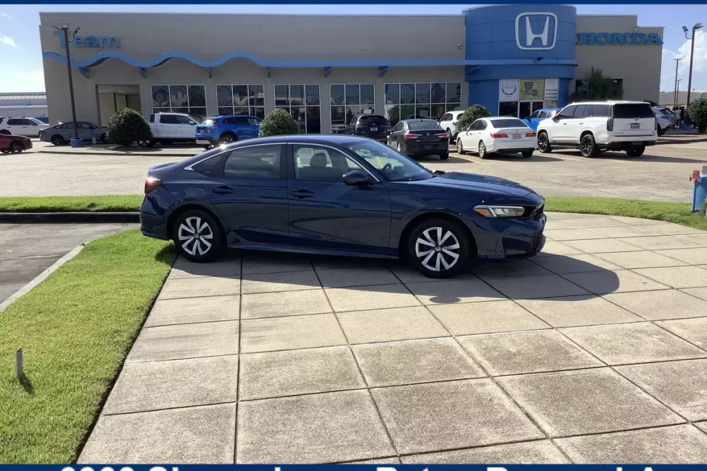 2025 Honda Civic LX photo 1