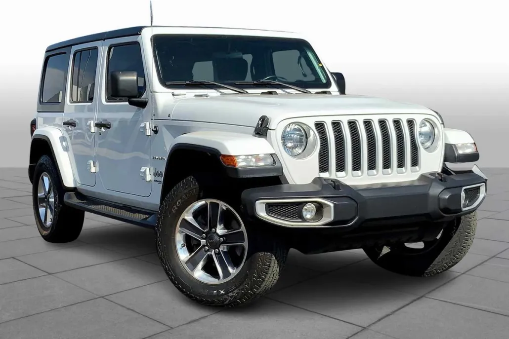 2020 Jeep Wrangler Unlimited Sahara photo 1