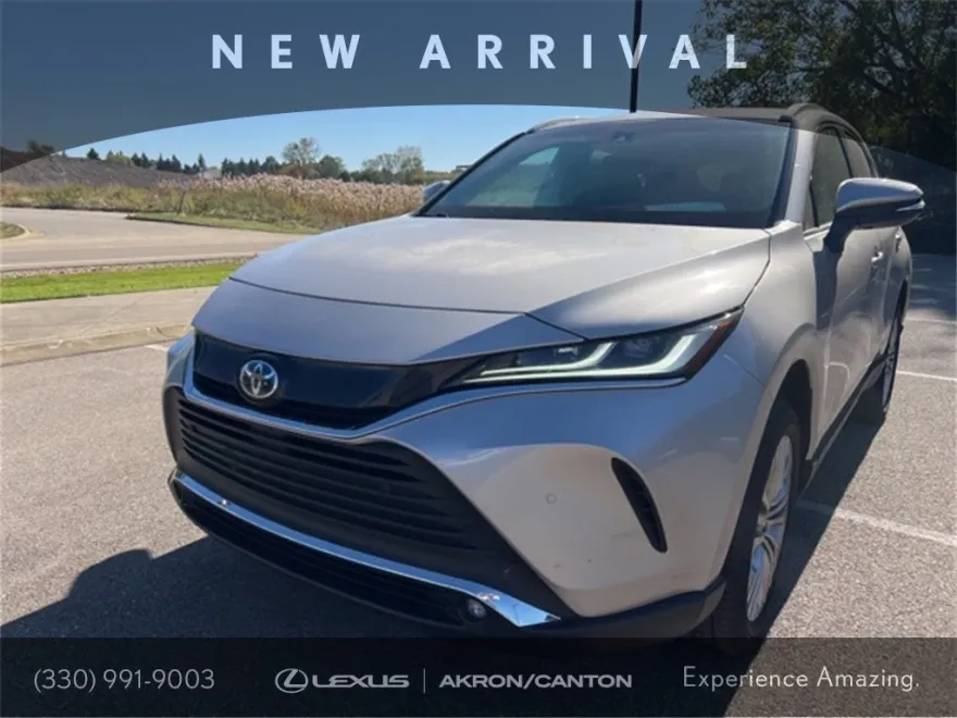 2024 Toyota Venza XLE photo 1