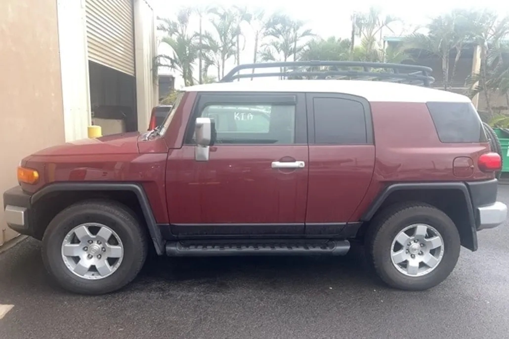 2010 Toyota FJ Cruiser Base photo 1