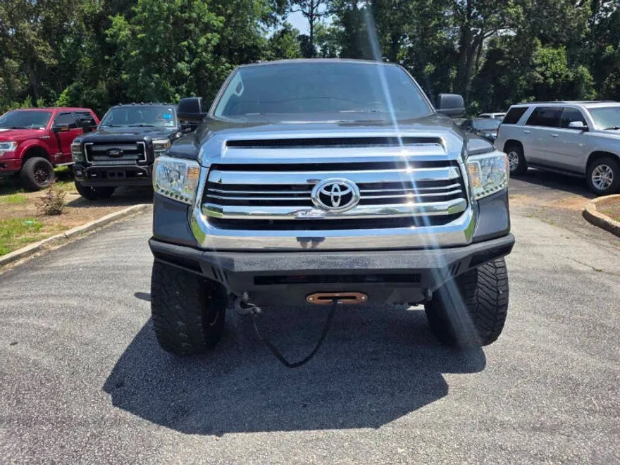 2016 Toyota Tundra SR5 photo 1