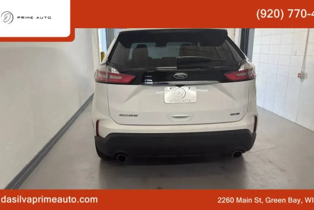 2020 Ford Edge SE photo 1
