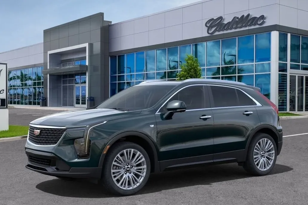 2024 Cadillac XT4 Premium Luxury photo 1